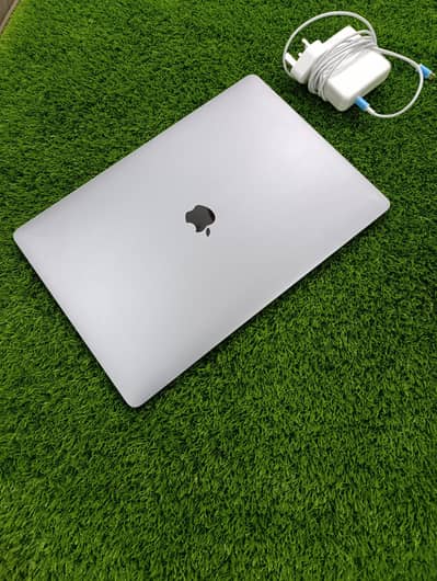 Apple Macbook Pro 2019, 16 inch, Core i9, 32GB RAM,512GB SSD,4GB Gra