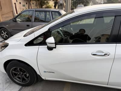 Nissan Note E Power 2018