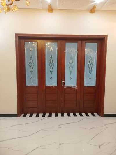 10 MARLA BARND NEW UPPER PORTION FOR RENT IN JUBIEEL TOWN