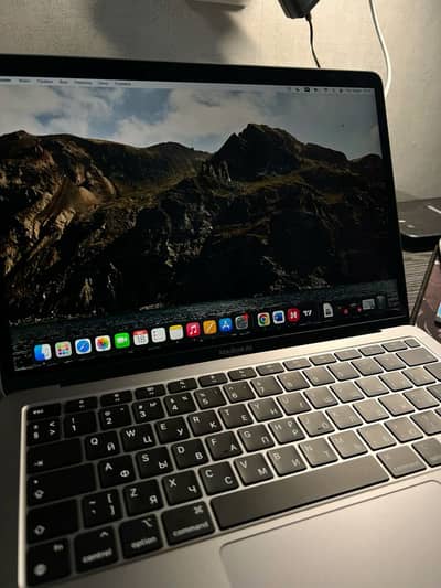 Apple Laptop Macbook Pro for Work & Editing (M4 Series)