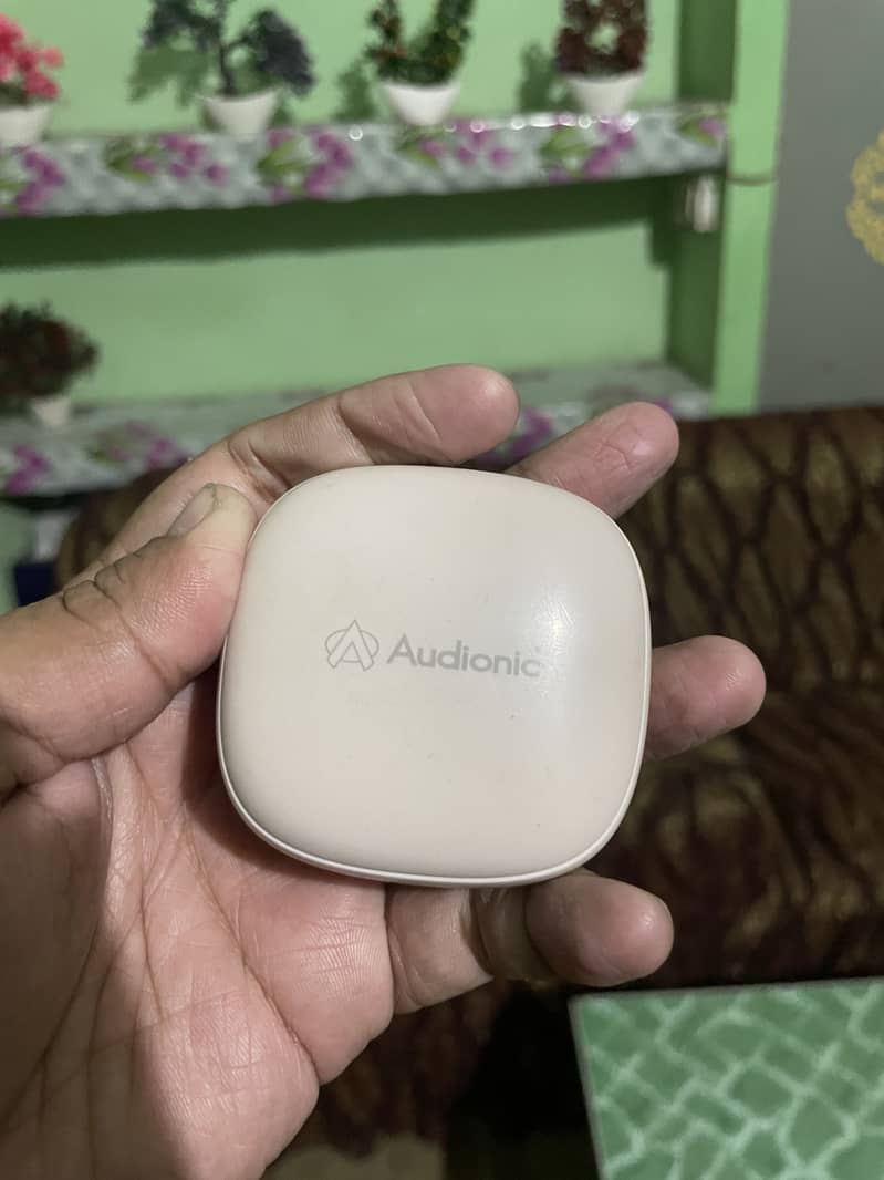 Audionic 550 earbuds 2