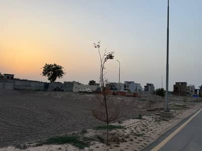 Prime Location 6 Marla Commercial Plot For Sale - Tulip Extension