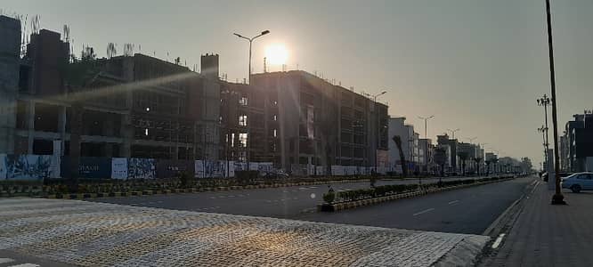 10 Marla Transfer Free Plot For sale in Overseas block