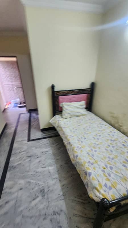 Furnish mumty room in G10/1 for Male or female from 26 January - Rooms ...