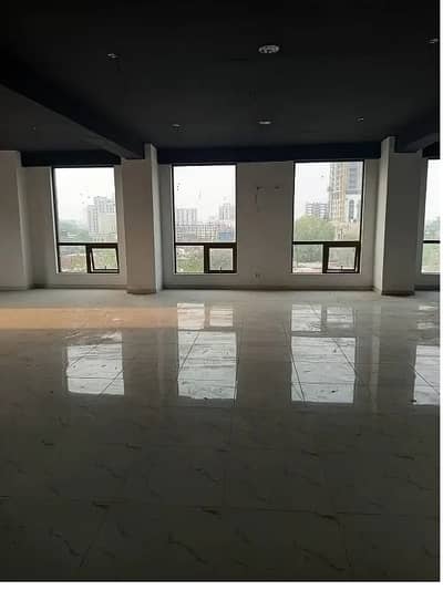 Area 800 Sqft Available For Rent Corporate Office Near Kalma Chowk Gulberg Lahore For Rent