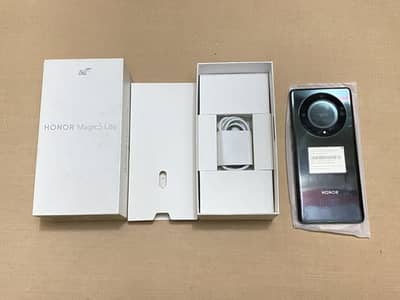 Honor Magic 5 lite 8+5/256 Non Pta 5g mobile with box and cable.