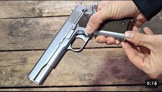 Colt M1911 airsoft Features: Working safety lock and realistic feel.