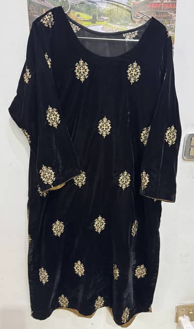 Velvet shawl and shirt