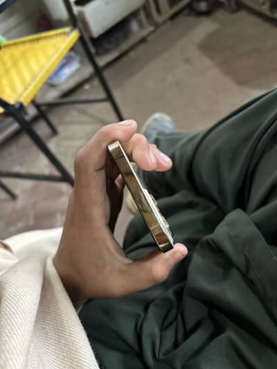 iPhone 13 Pro Max factory unlock 128gb with box