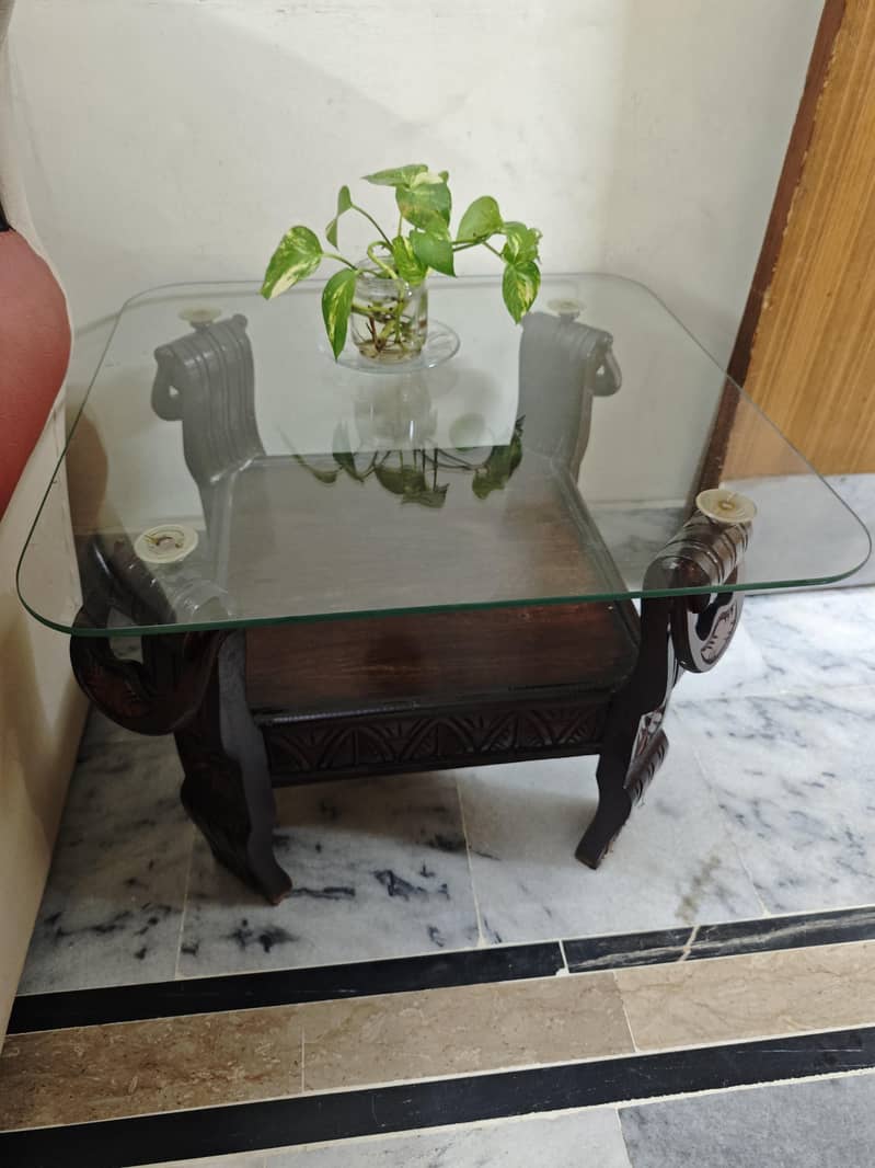 Sofas and tabel combo 1