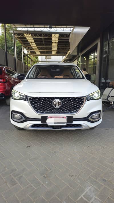 MG HS (Trophy Edition)