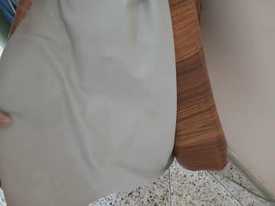 floor plastic thin layer