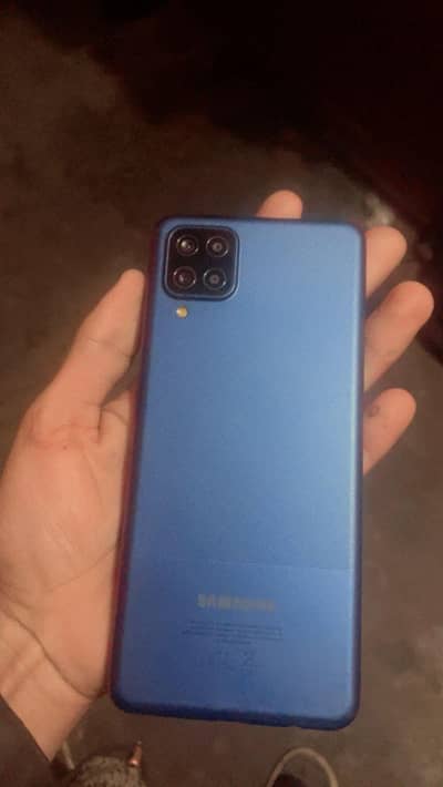 Samsung A12