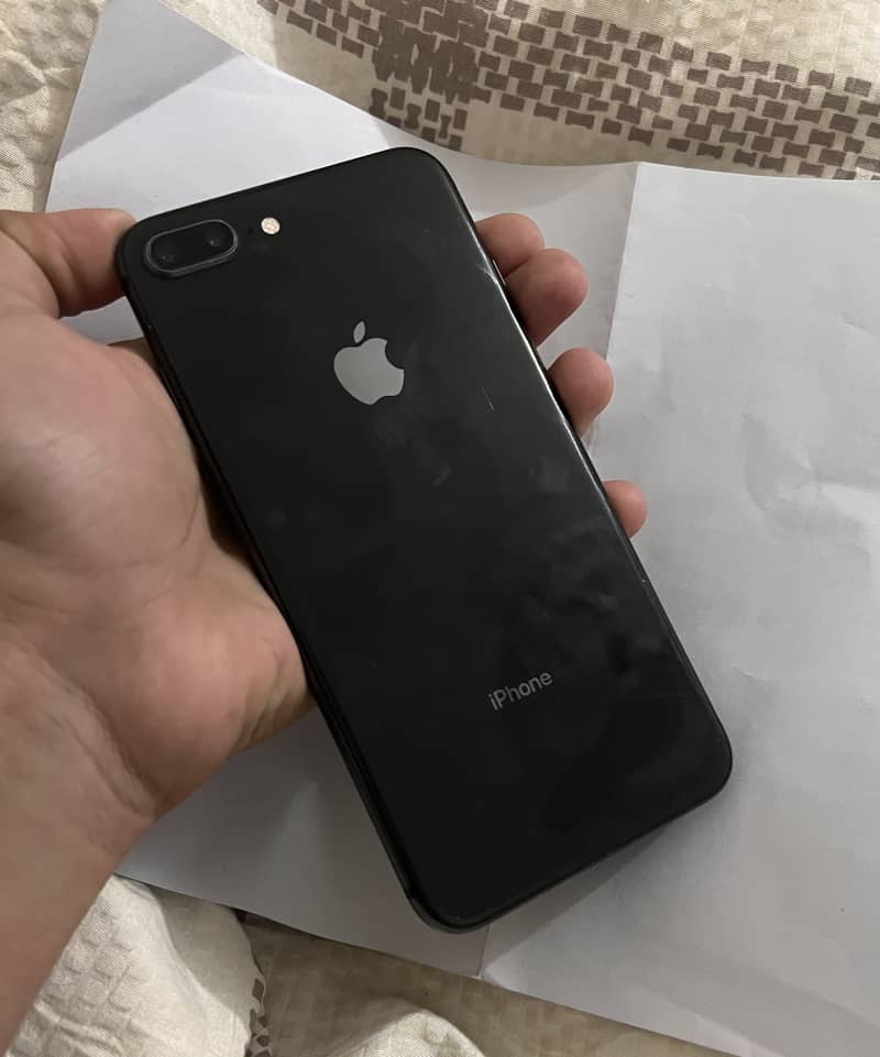 IPHONE 8 PLUS 2