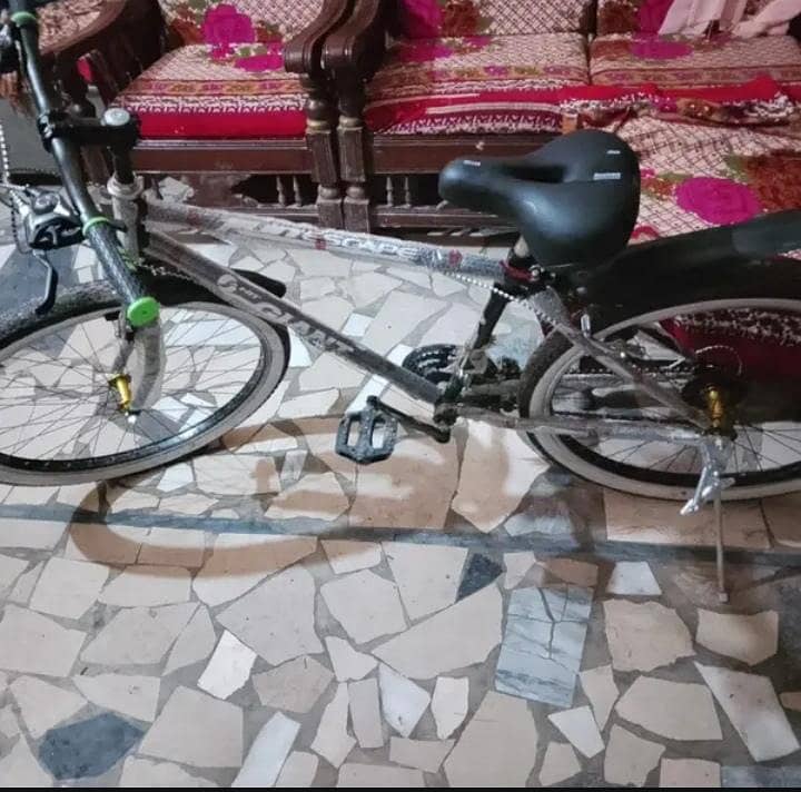 ایک ہفتہ استعمالی ہے 10