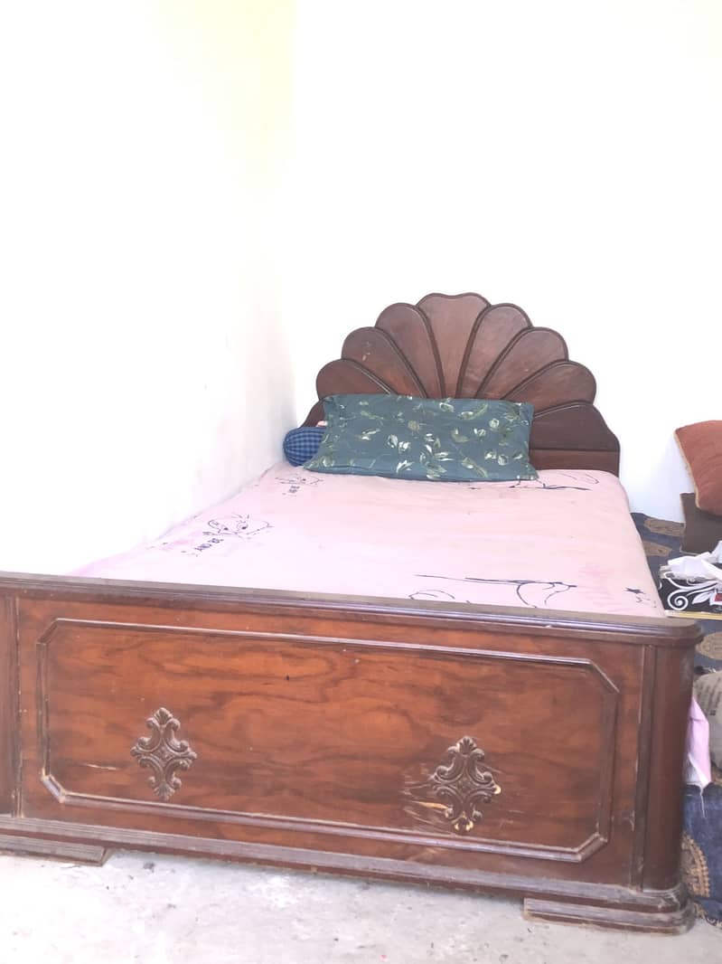 Single Bed 0