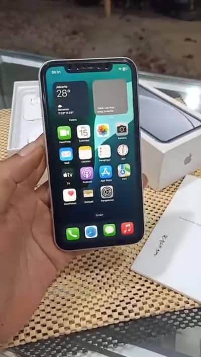 iphone XR 128 GB my WhatsApp 0323=========3415=========963