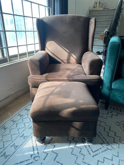 Sofa chair with foot rest