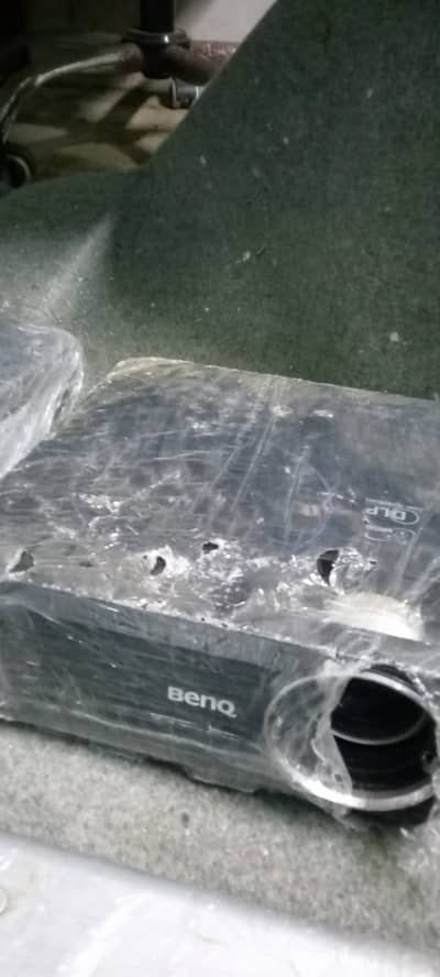 Import Lot (Faulty Projectors) 15pcs