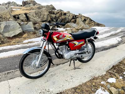 2025 model  Islamabad nmbr