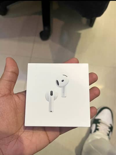AIRPODS 4