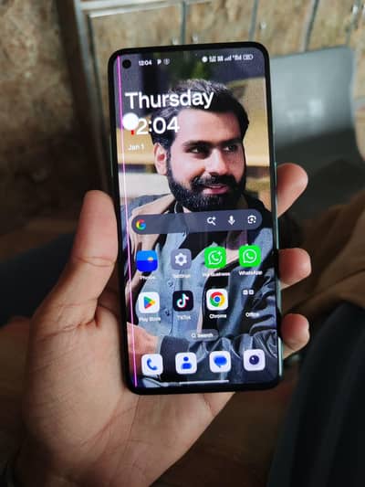 one plus phone 12 GB ROM or 256 GB RAM