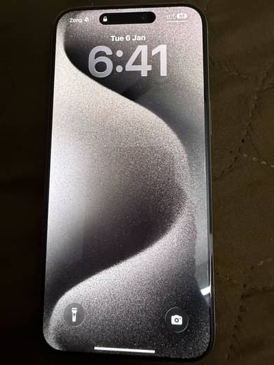 I Phone 15 Pro max Natural Titanium