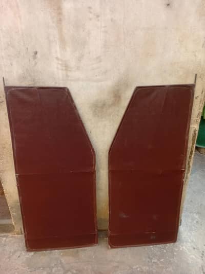 Rickshaw's Door . . . . رکشہ دروازے