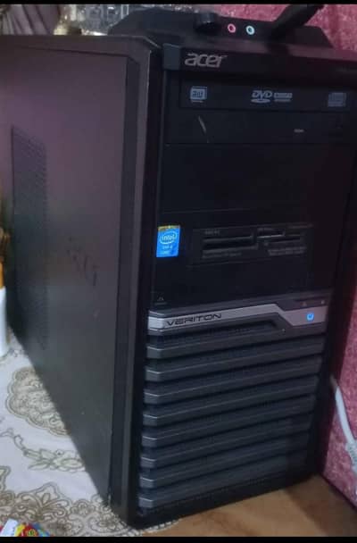 i7 4gen  16gb ram  3.2 prosasar 300 hard disk