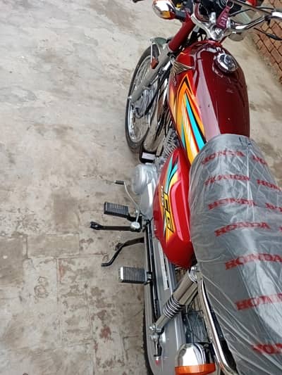 Cg125 Red Applied for