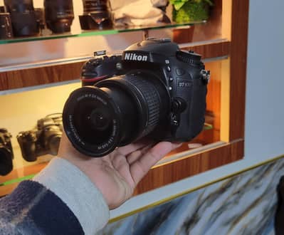 dslr Nikon d7100 (10/10++) Like new (Professional)