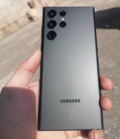 SAMSUNG S22 Ultra 12/256 dual physical sim with box non pta