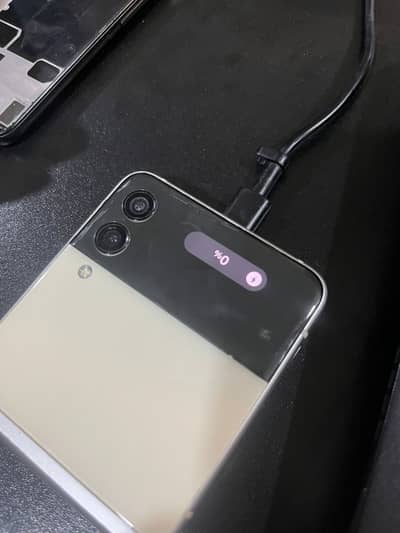 Samsung Mobile Z Flip 3