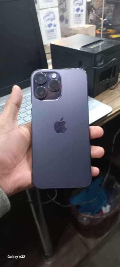 Iphone 14 pro max  JV