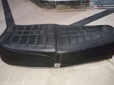 seat 125 down model excechnage passoible up model seat k sath