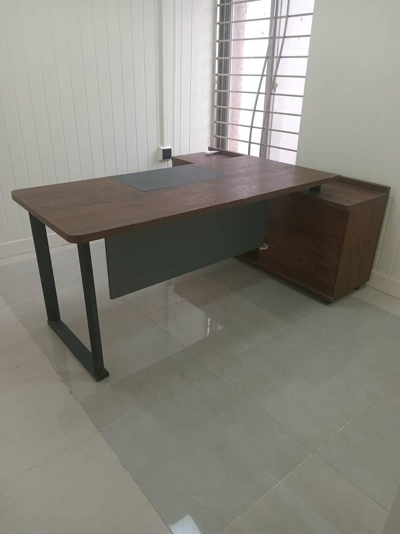 Solid Wooden Executive Table 1