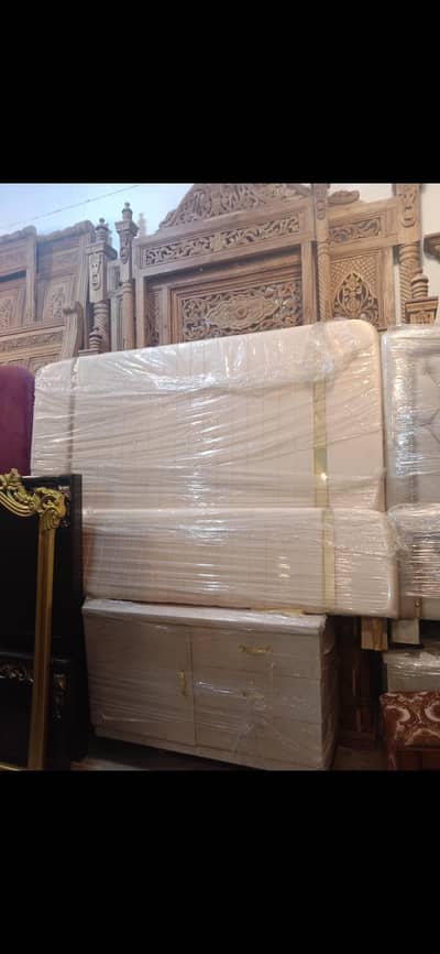 BrandNew bedset along with dressing and sudetables for sale