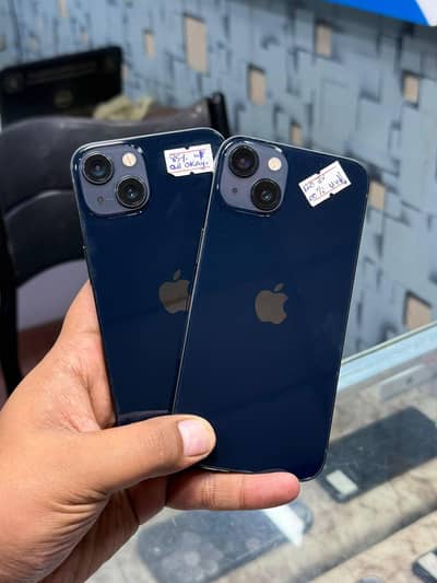 Apple Iphone 13 128GB 10/10 Water Pack Available At Raza Tech