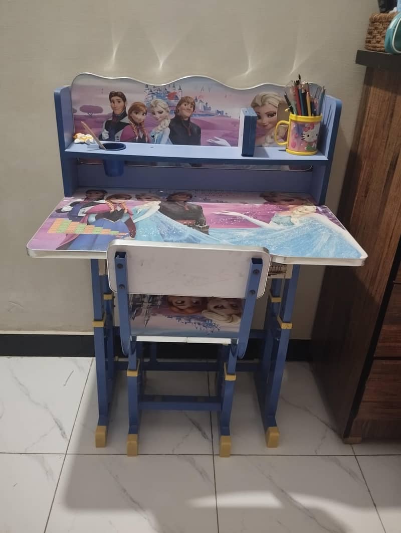 kids study table 1