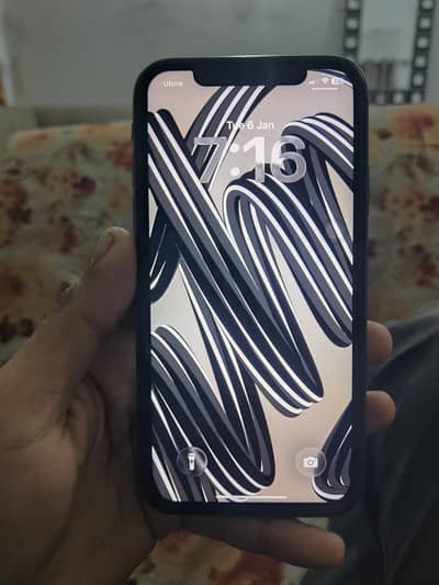 iPhone 11 256gb exchange also