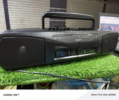 Sony CFS-W304L Portable AM/FM Dual Cassete Boombox Brand new UK import