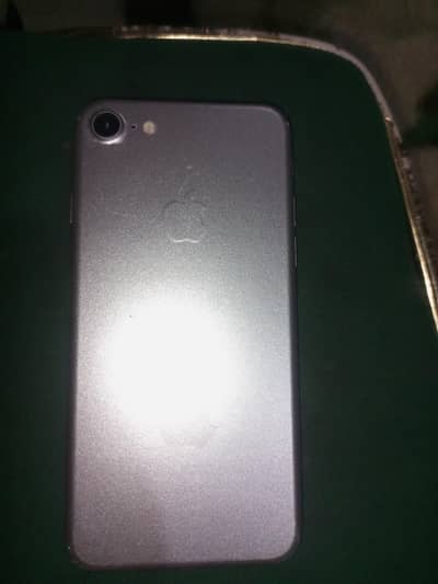 I Phone 7 Non PTA 128 GB Battery Health 84 %