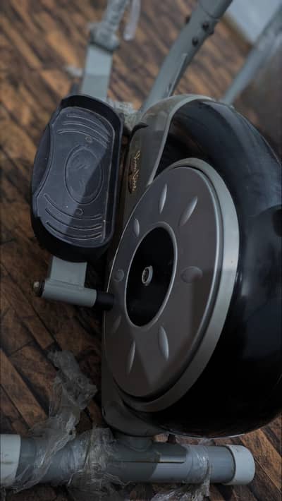 slim line elliptical cross trainer