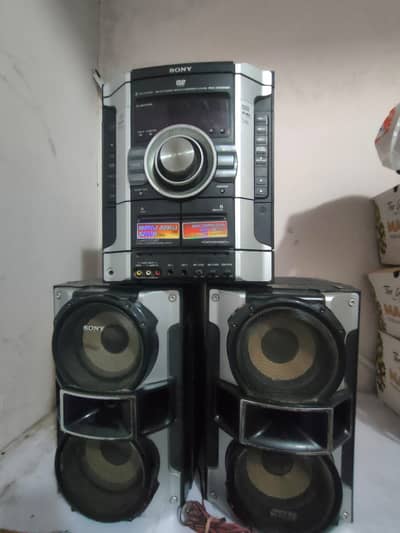 Sony Speaker 6 pcs set urgent sale