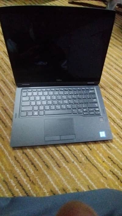 Model Dell 7390 touch 2in1