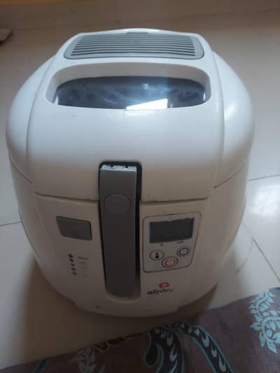 bilkul new ha bht Kam istemal kia ha