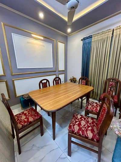 Dining Table//Classic Dining Table set (table and chairs)//Solid Wood