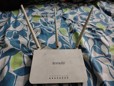 Tenda wifi router