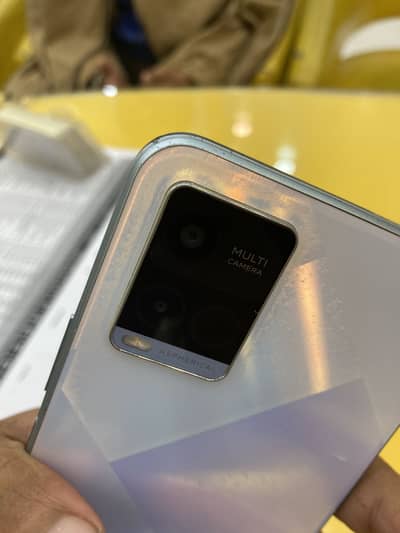 Vivo Y21 for sale