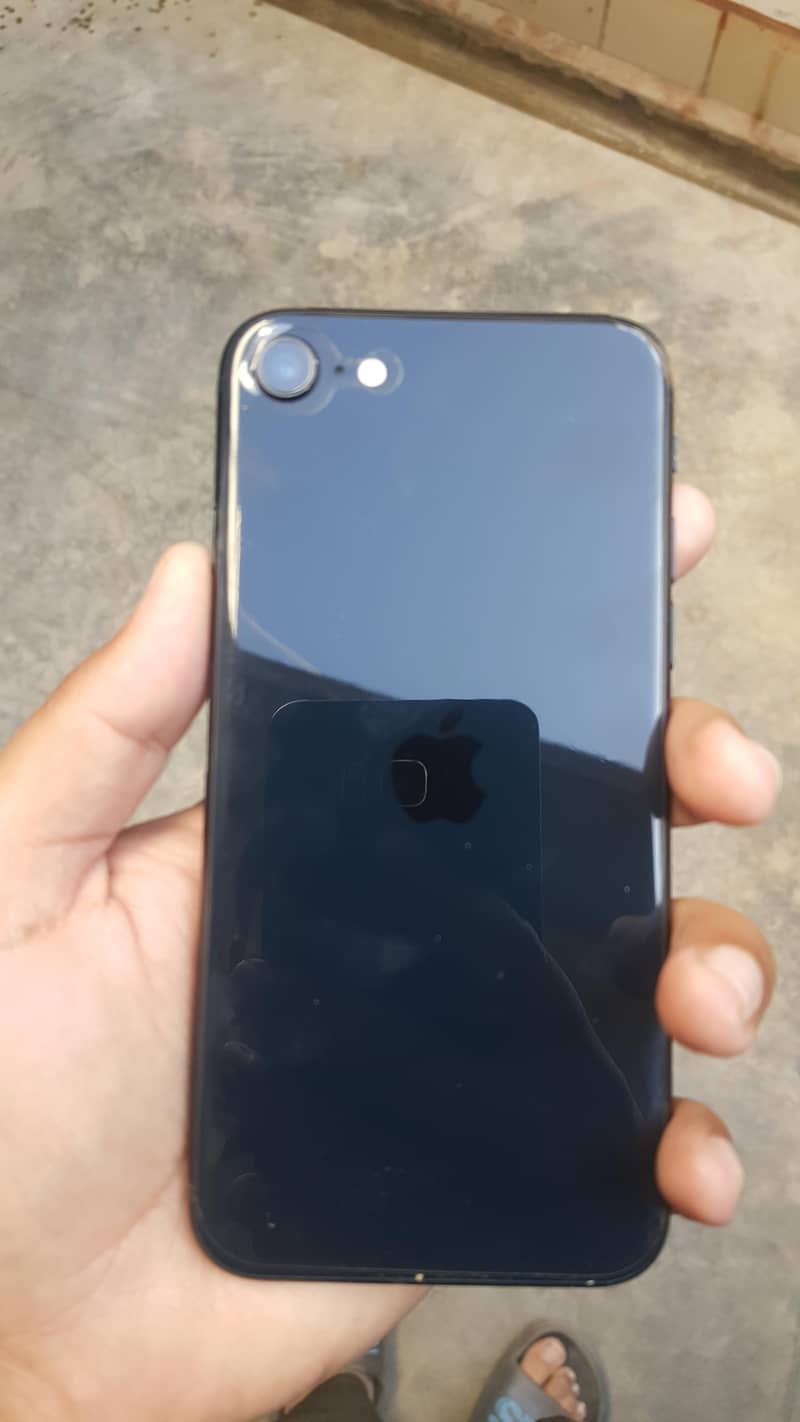 iphone s. e 2022 3rd generation 3